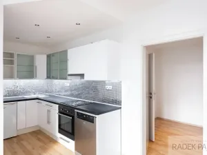 Prodej bytu 1+1, Praha - Háje, Kosmická, 48 m2