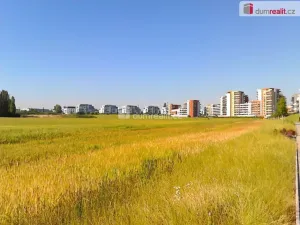 Pronájem bytu 2+kk, Praha, Hlučkova, 63 m2