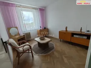 Pronájem bytu 4+1, Karlovy Vary, Školní, 84 m2
