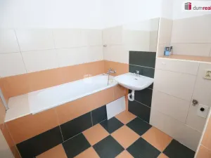 Pronájem bytu 2+1, Ostrov, Jáchymovská, 65 m2