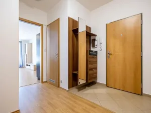Pronájem bytu 2+kk, Praha - Letňany, Chlebovická, 56 m2