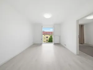 Pronájem bytu 2+kk, Ostrov, Halasova, 55 m2
