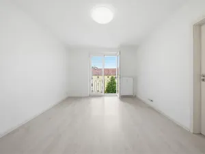 Pronájem bytu 2+kk, Ostrov, Halasova, 55 m2