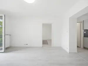 Pronájem bytu 2+kk, Ostrov, Halasova, 55 m2