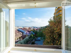 Pronájem bytu 2+kk, Praha - Břevnov, Zúžená, 30 m2