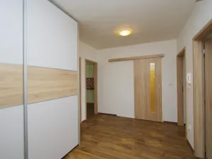 Pronájem bytu 3+1, Praha - Břevnov, Bolívarova, 76 m2