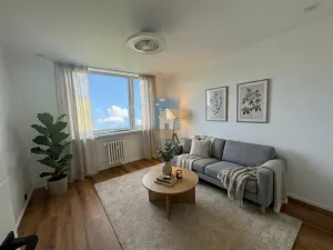 Pronájem bytu 3+kk, Praha, Španielova, 60 m2