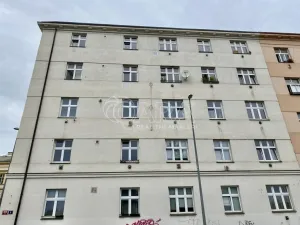 Pronájem bytu 1+kk, Praha - Libeň, Lindnerova, 32 m2