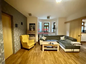 Pronájem bytu 3+1, Praha - Smíchov, U Malvazinky, 91 m2