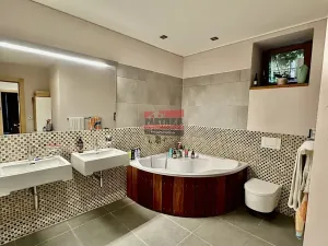 Pronájem bytu 3+1, Praha - Smíchov, U Malvazinky, 91 m2