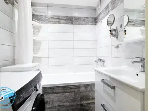 Prodej bytu 3+1, Krnov, nám. Hrdinů, 76 m2
