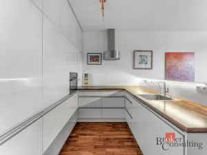 Prodej bytu 2+kk, Praha - Libeň, Kurta Konráda, 65 m2