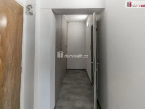 Pronájem bytu 1+kk, Lovosice, Husova, 22 m2