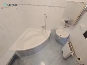Pronájem bytu 3+kk, Liberec, Poutnická, 68 m2