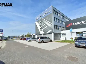 Pronájem kanceláře, Hradec Králové - Slezské Předměstí, Bratří Štefanů, 35 m2