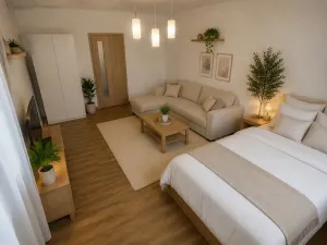 Pronájem bytu 1+1, Hulín, nám. Míru, 45 m2