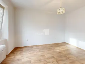 Prodej bytu 2+1, Pardubice - Zelené Předměstí, náměstí Dukelských hrdinů, 57 m2