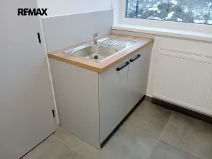 Pronájem skladu, Velké Meziříčí, Karlov, 476 m2