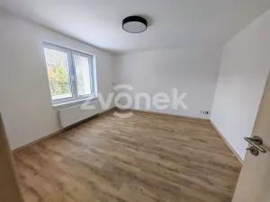 Pronájem bytu 1+1, Otrokovice, Moravní, 32 m2