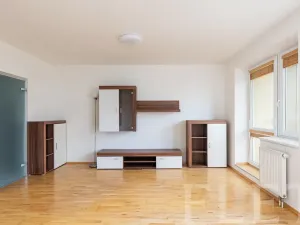 Pronájem bytu 1+kk, Praha - Horní Měcholupy, Boloňská, 36 m2