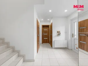 Prodej rodinného domu, Ovčáry, 155 m2