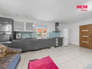 Prodej rodinného domu, Ovčáry, 155 m2