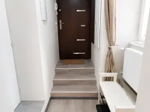 Pronájem bytu 2+kk, Praha - Žižkov, Jeronýmova, 29 m2