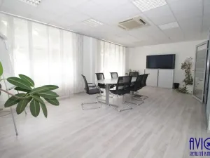Pronájem kanceláře, Praha - Smíchov, Bozděchova, 38 m2