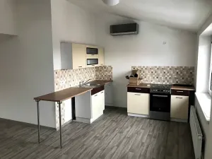 Pronájem bytu 1+kk, Praha - Krč, Dolnokrčská, 40 m2