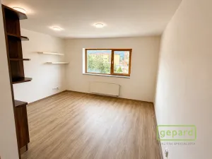 Pronájem bytu 1+kk, Mníšek pod Brdy, Ke škole, 24 m2