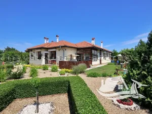Prodej rodinného domu, Bezvoditsa, Bulharsko, 160 m2