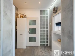 Prodej bytu 2+kk, Praha, Pastevců, 54 m2