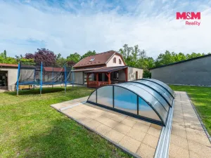 Prodej rodinného domu, Černovice, 140 m2