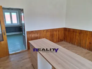 Pronájem bytu 2+1, Lubenec, Karlovarská, 55 m2