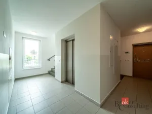 Prodej bytu 2+kk, Praha - Malešice, Ungarova, 55 m2