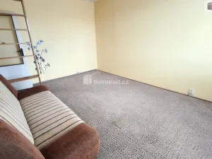 Prodej bytu 3+1, Spálené Poříčí, Lipnická, 64 m2