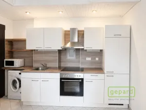 Pronájem bytu 2+kk, Praha, Bělehradská, 49 m2