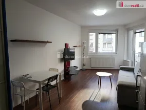 Pronájem bytu 1+kk, Praha - Střížkov, Makedonská, 33 m2