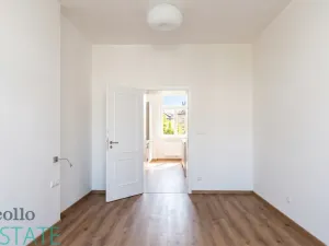 Pronájem bytu 2+kk, Plzeň, Klatovská třída, 37 m2