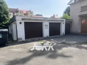 Pronájem garáže, Pardubice, Bulharská, 24 m2