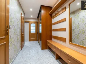 Prodej bytu 3+1, Praha - Kobylisy, Jelínkova, 61 m2