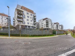 Pronájem bytu 2+kk, Praha - Hrdlořezy, Učňovská, 51 m2