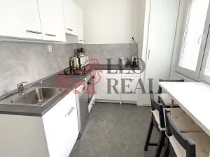 Prodej bytu 1+1, Praha - Strašnice, Vrátkovská, 36 m2