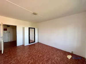 Prodej bytu 2+1, Cheb, Americká, 58 m2