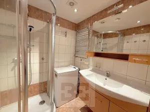 Pronájem bytu 2+1, Praha - Strašnice, Na padesátém, 67 m2
