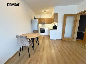 Pronájem bytu 2+kk, Chrudim, V Hliníkách, 48 m2