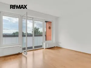 Prodej bytu 2+kk, Praha - Strašnice, Názovská, 60 m2