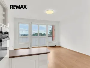 Prodej bytu 2+kk, Praha - Strašnice, Názovská, 60 m2