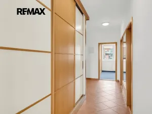Prodej bytu 2+kk, Praha - Strašnice, Názovská, 60 m2