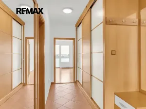 Prodej bytu 2+kk, Praha - Strašnice, Názovská, 60 m2